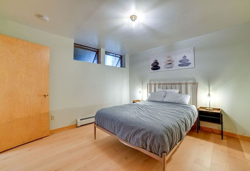 Catskills Mountain Cabin In Bloomville!