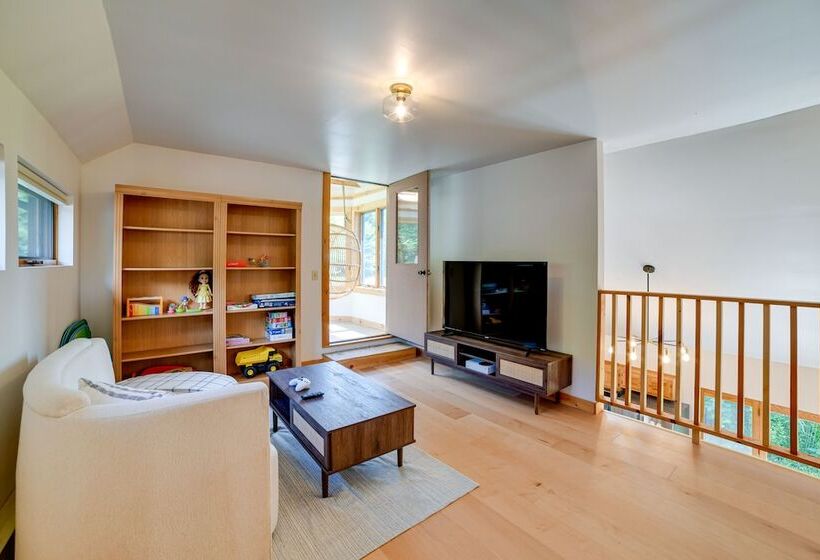 Catskills Mountain Cabin In Bloomville!