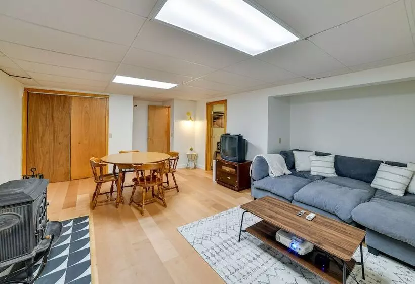 Catskills Mountain Cabin In Bloomville!