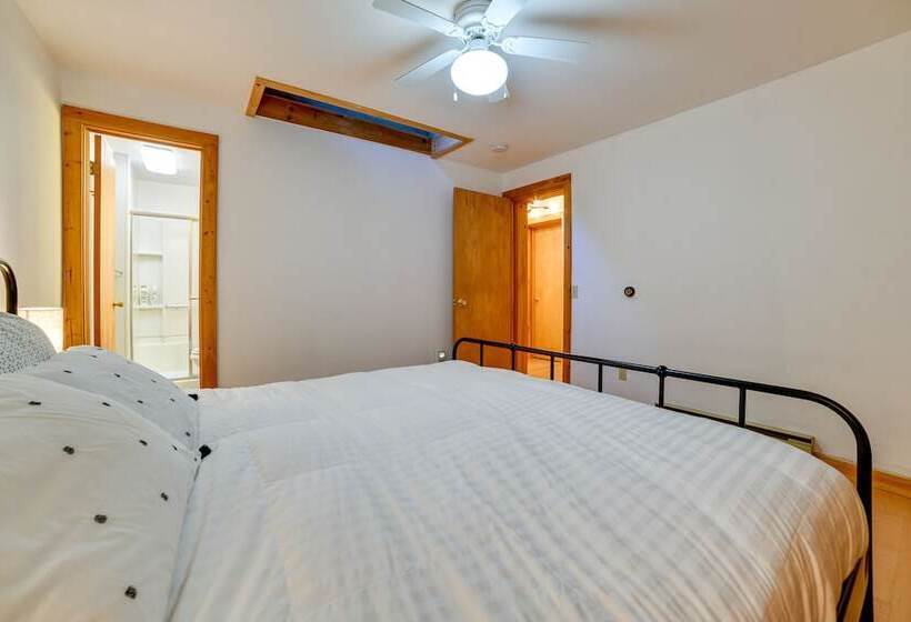 Catskills Mountain Cabin In Bloomville!