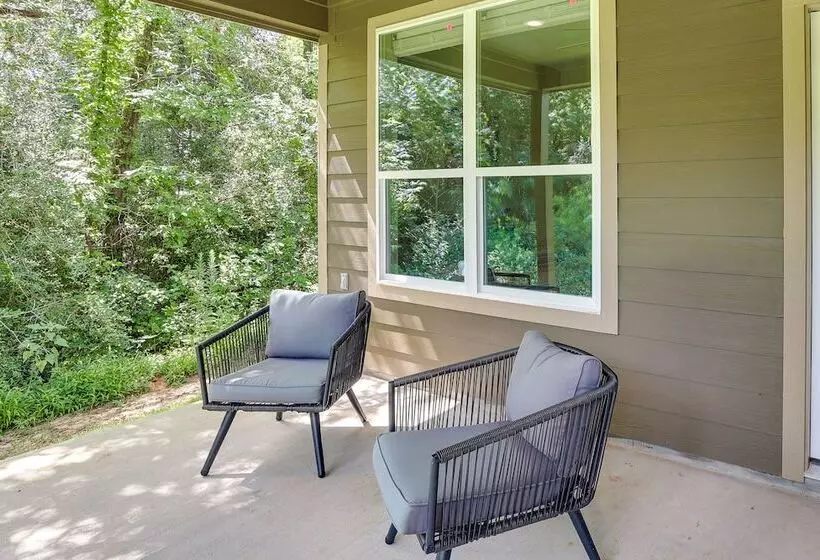 Charming Willis Hideaway < 1 Mi To Lake Conroe!