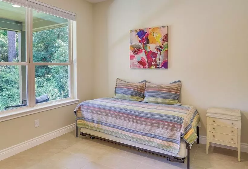 Charming Willis Hideaway < 1 Mi To Lake Conroe!