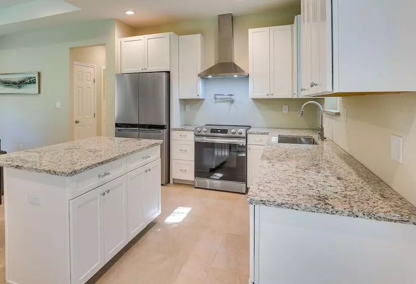 Charming Willis Hideaway < 1 Mi To Lake Conroe!