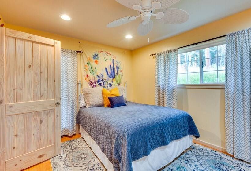 Cozy Angel Fire Vacation Rental: 4 Mi To Resort!