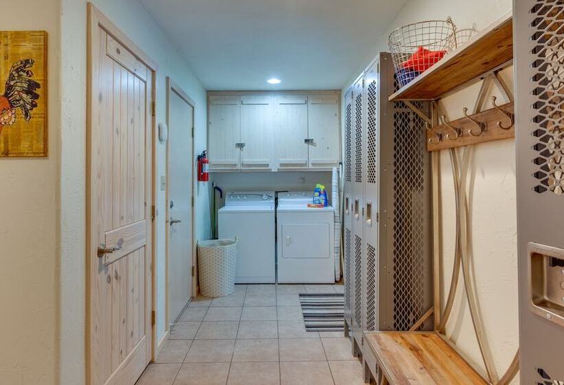 Cozy Angel Fire Vacation Rental: 4 Mi To Resort!