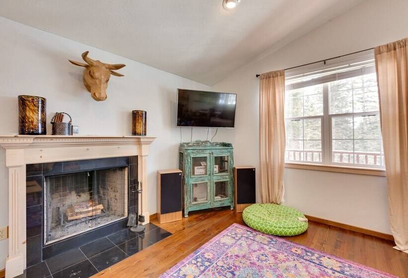 Cozy Angel Fire Vacation Rental: 4 Mi To Resort!