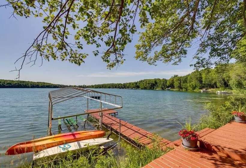 Cozy Frazee Lake Home W/ Hot Tub & Fire Pit!