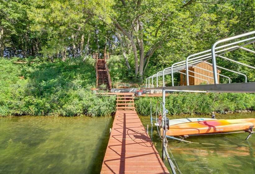 Cozy Frazee Lake Home W/ Hot Tub & Fire Pit!