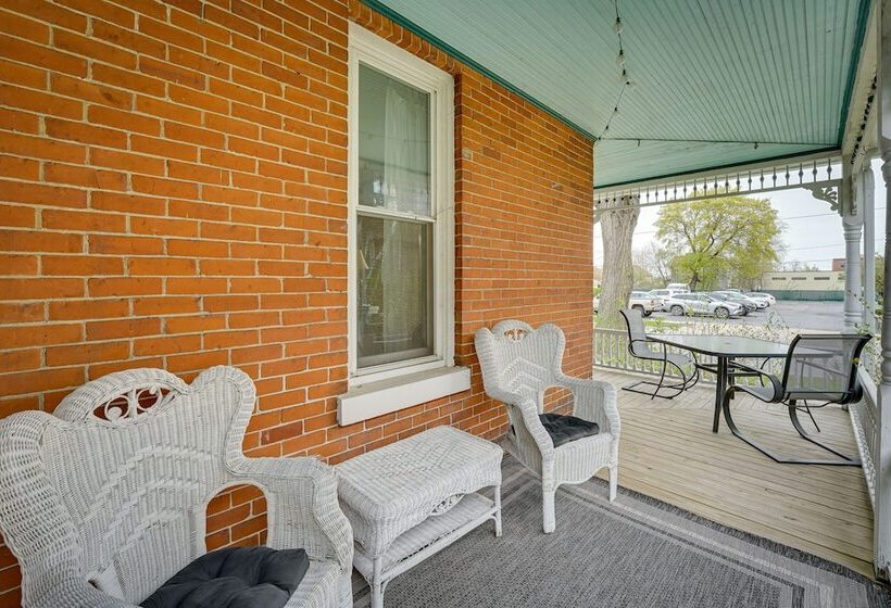 Dtwn Victorian Home 1 Mi To Lake Michigan Beach!