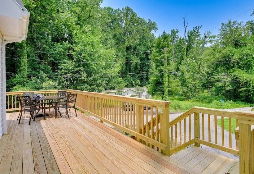 Family Friendly Chesapeake Beach House With Deck!