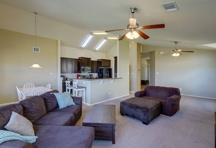 Family Friendly Killeen Home W/ Covered Patio!