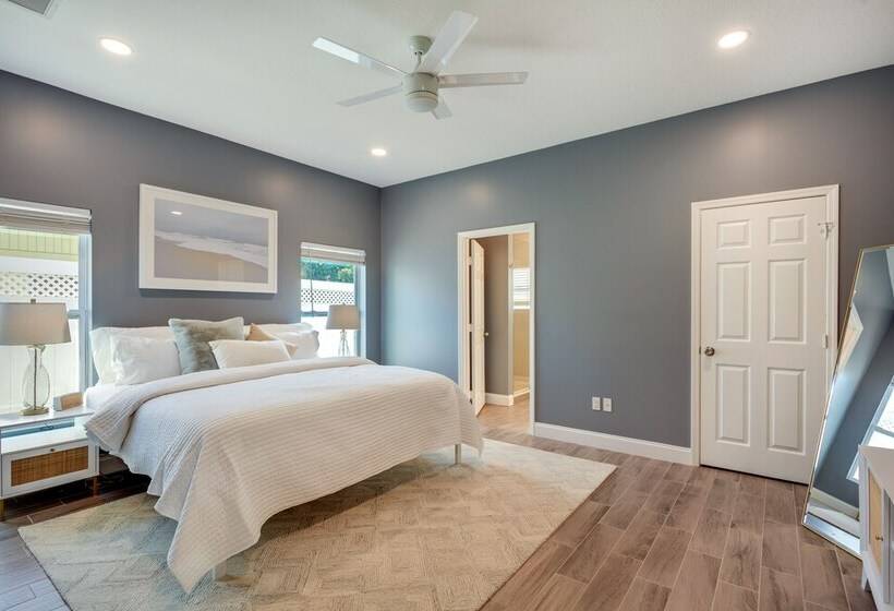 Florida Gem: Saltwater Pool By Beaches & Kayaking!