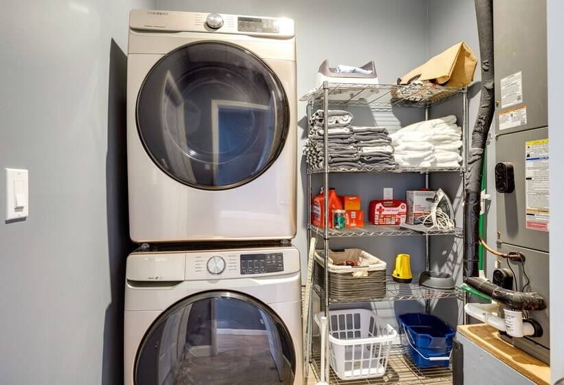 Florida Gem: Saltwater Pool By Beaches & Kayaking!