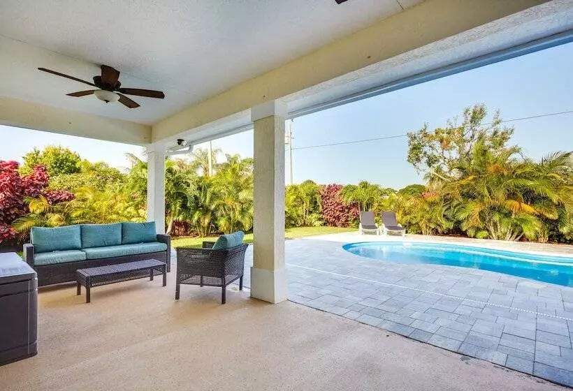 Florida Gem: Saltwater Pool By Beaches & Kayaking!