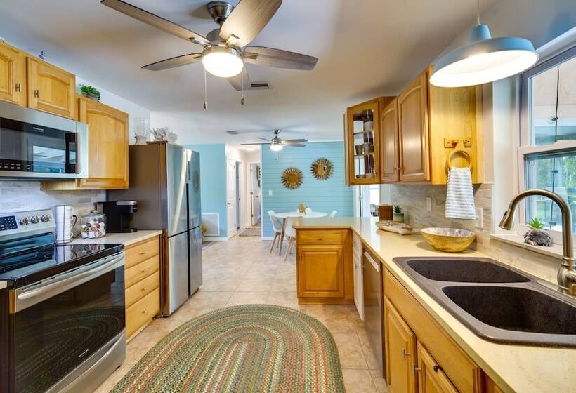 Fort Pierce Paradise W/ Pool   10 Mi To Beach!