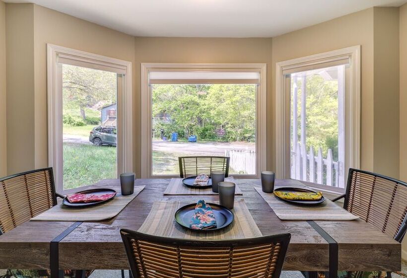 Gary Cottage W/ Outdoor Dining Areas   Near Beach!