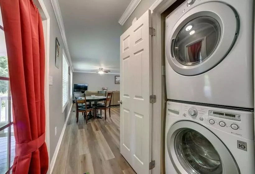 Guntersville Lake House: Dock & Boat Ramp Access!