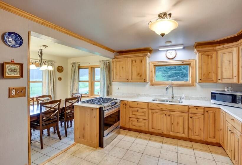 Hill City Haven ~ 23 Mi To Rapid City!