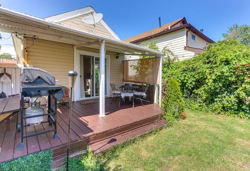 Keansburg Home W/ Private Hot Tub!