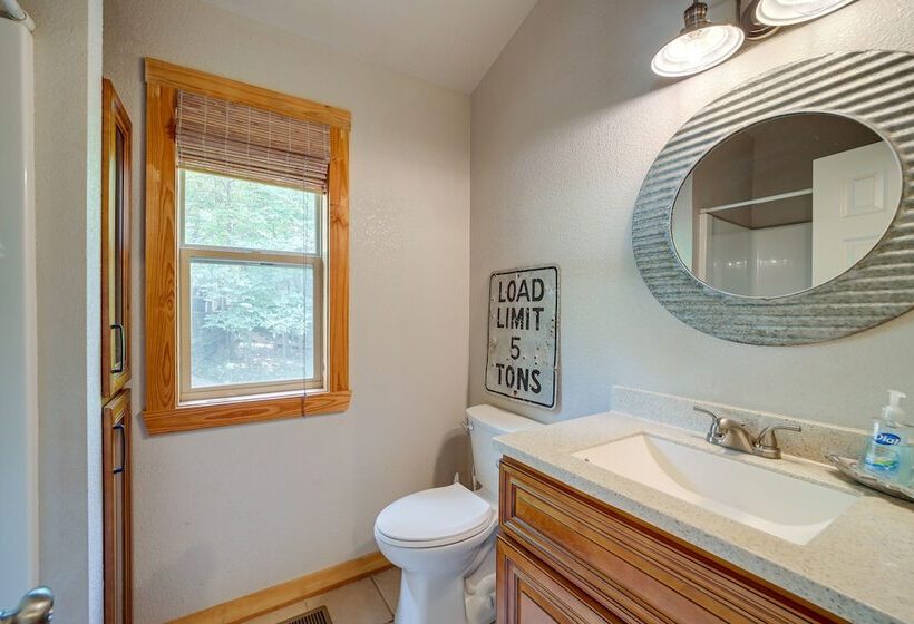 Lakefront Paradise In Eucha: Boat Dock, Fire Pit!