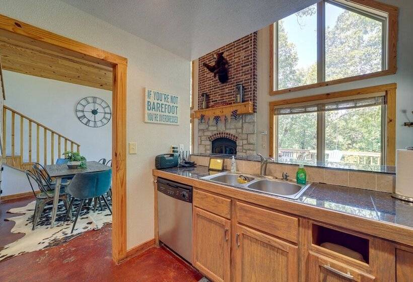 Lakefront Paradise In Eucha: Boat Dock, Fire Pit!