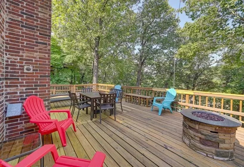 Lakefront Paradise In Eucha: Boat Dock, Fire Pit!