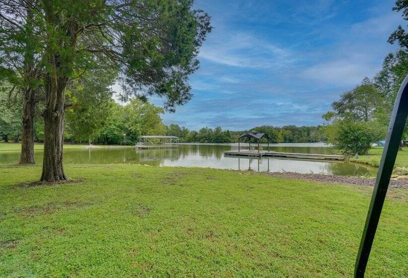 Lakefront Spring City Retreat W/ Boat Dock!