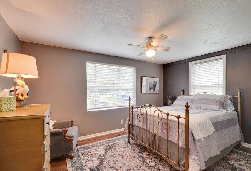 Lakefront Spring City Retreat W/ Boat Dock!