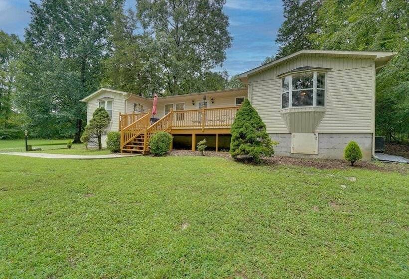 Lakefront Spring City Retreat W/ Boat Dock!