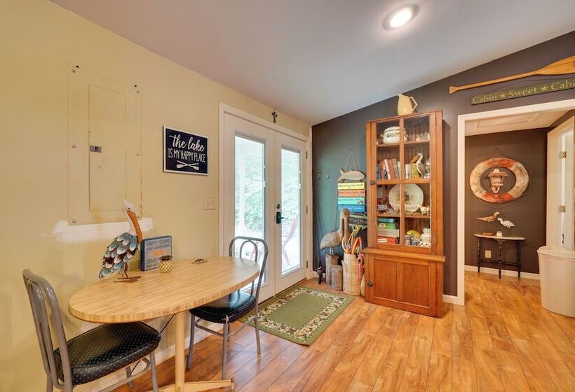 Lakefront Spring City Retreat W/ Boat Dock!