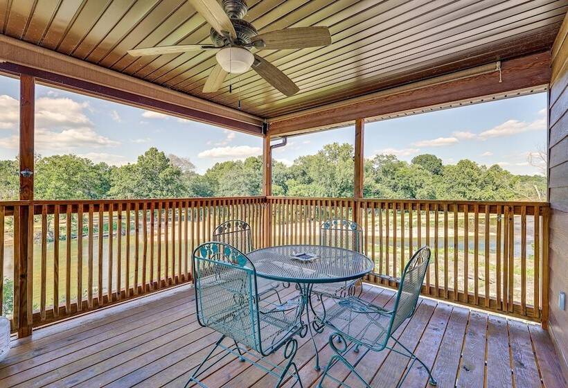 Magical Pineville Oasis: Gas Grill & Scenic Deck!