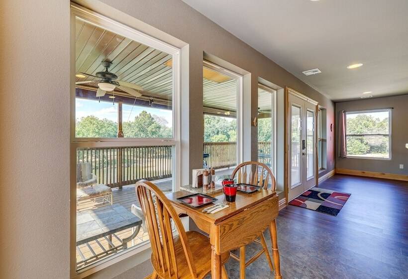 Magical Pineville Oasis: Gas Grill & Scenic Deck!