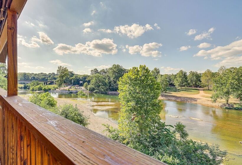 Magical Pineville Oasis: Gas Grill & Scenic Deck!