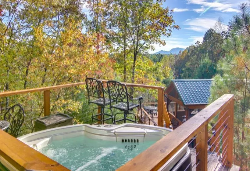 7 Mi To Lake Lure: Mill Spring Cabin W/ Hot Tub