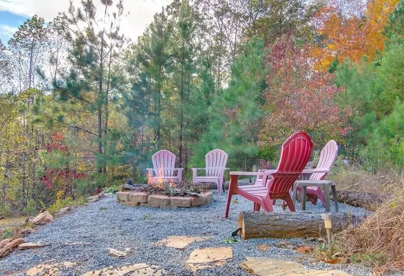 7 Mi To Lake Lure: Mill Spring Cabin W/ Hot Tub