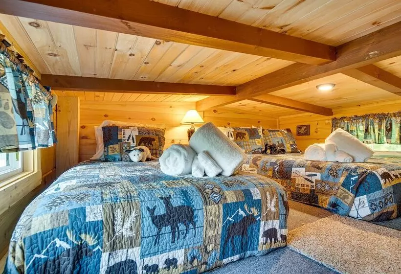 7 Mi To Lake Lure: Mill Spring Cabin W/ Hot Tub
