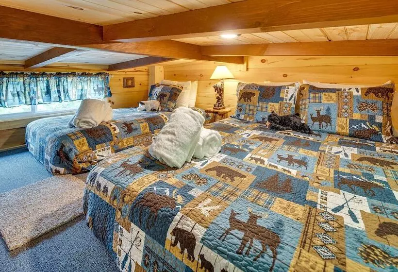 7 Mi To Lake Lure: Mill Spring Cabin W/ Hot Tub