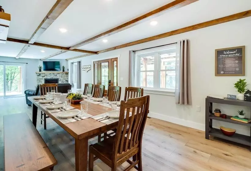 Milton Cabin W/ Fire Pit & Pickleball Court!