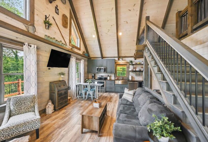Modern Willis Cabin Retreat: 24 Acre Working Farm!