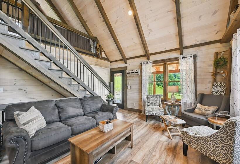 Modern Willis Cabin Retreat: 24 Acre Working Farm!