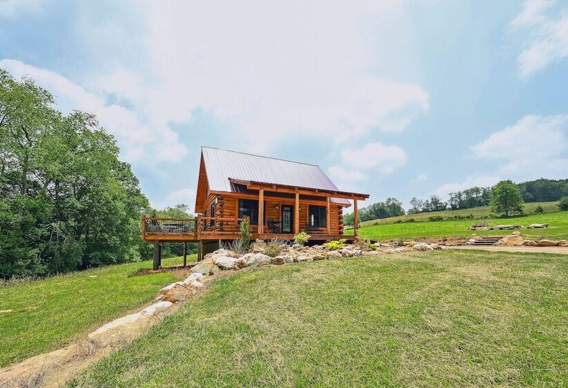 Modern Willis Cabin Retreat: 24 Acre Working Farm!