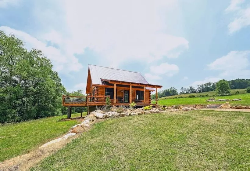 Modern Willis Cabin Retreat: 24 Acre Working Farm!