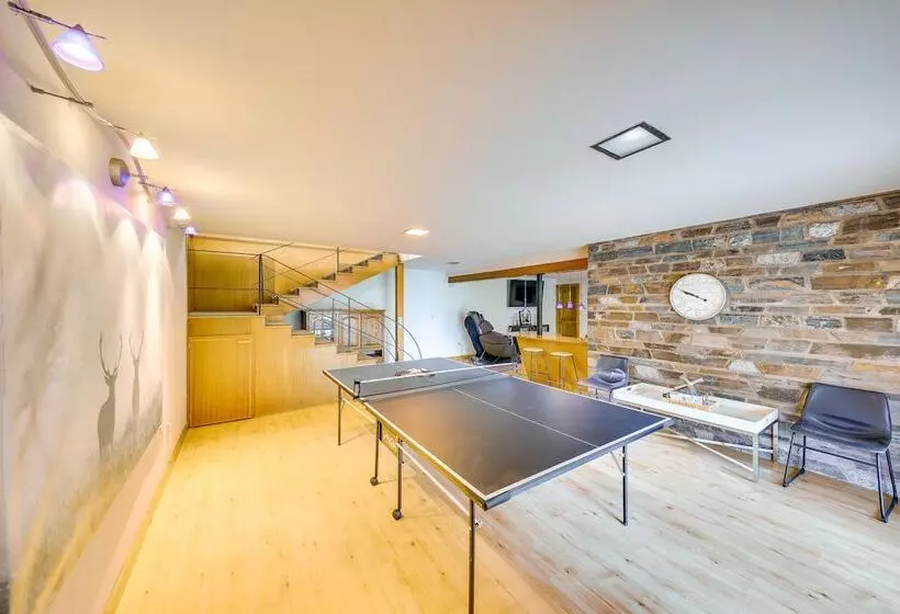 Cozy Home W/ Large Backyard Near Lake Pond Oreille