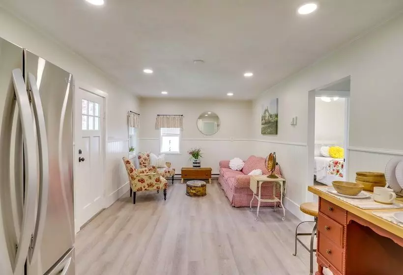 2 Mi To Hagar Beach: Charming Home W/ Fire Pit!