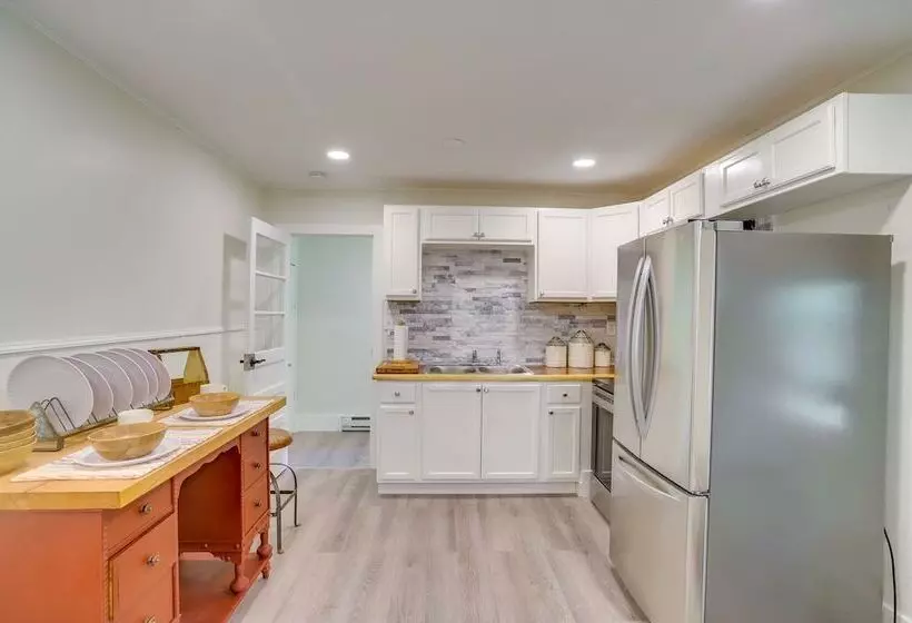 2 Mi To Hagar Beach: Charming Home W/ Fire Pit!