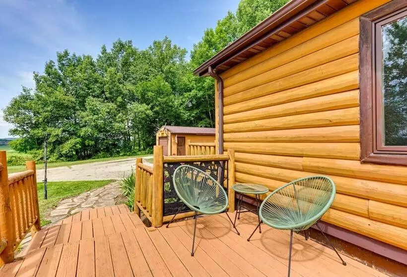 Pet Friendly Lyndon Station Cabin   Hike & Fish!