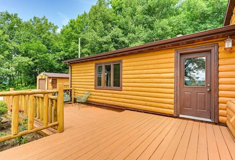 Pet Friendly Lyndon Station Cabin   Hike & Fish!