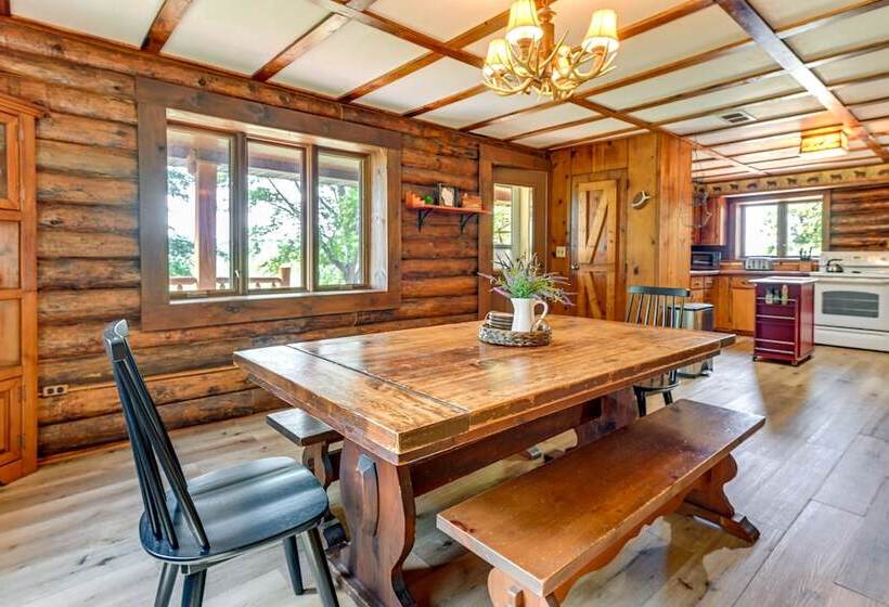 Pet Friendly Lyndon Station Cabin   Hike & Fish!