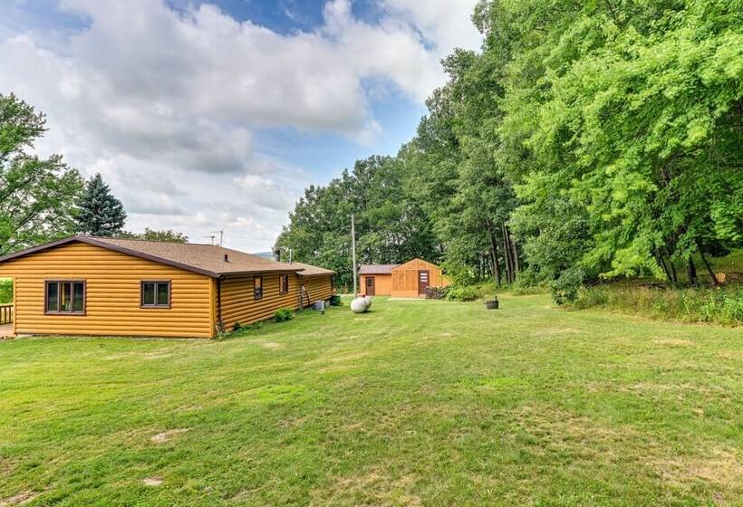 Pet Friendly Lyndon Station Cabin   Hike & Fish!