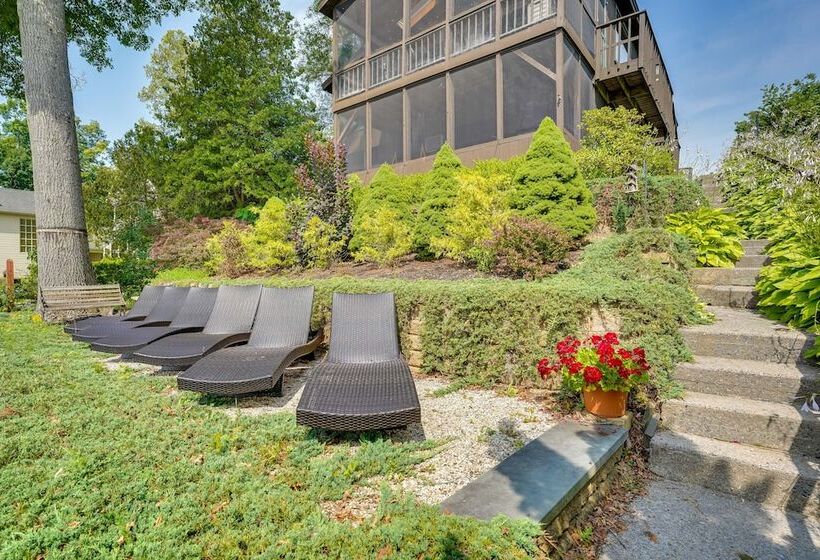 Pet Friendly Queensbury Home W/ Screened Porch